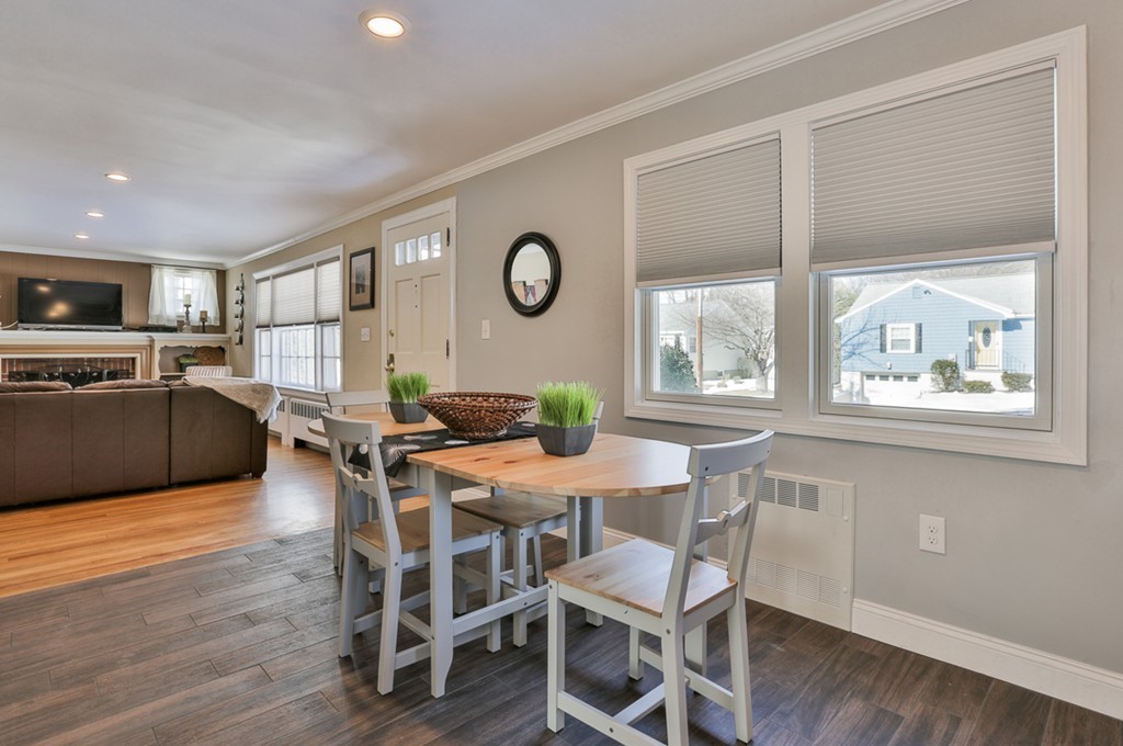 38 Hillcrest Road Wakefield, MA 01880 - Photo 8 of 30 Gallery Image 8