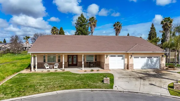 $498,900 | 8340 Lake Shore Drive, Chowchilla, CA 93610