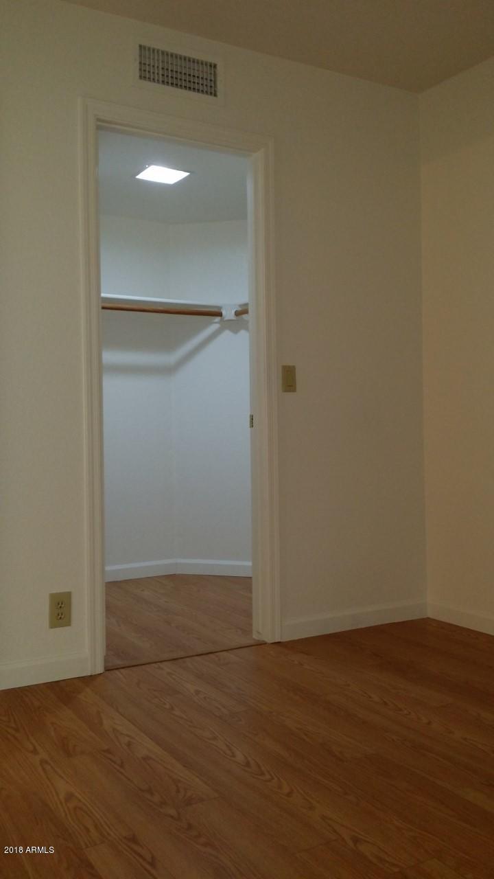 8754 West Wethersfield Road Peoria, AZ 85381 - Photo 14 of 32 Wethersfield Rd, Bedroom 5 Downstair