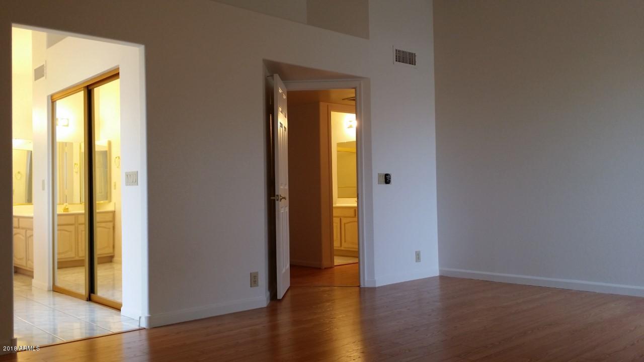 8754 West Wethersfield Road Peoria, AZ 85381 - Photo 20 of 32 Wethersfield Rd, Masterbed 1