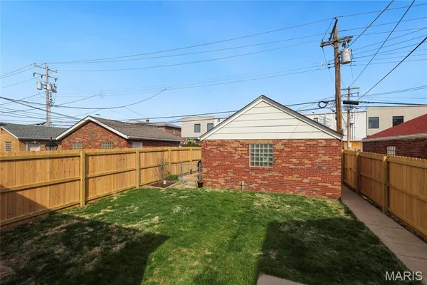 $379,000 | 6635 Devonshire Avenue, St. Louis, MO 63109
