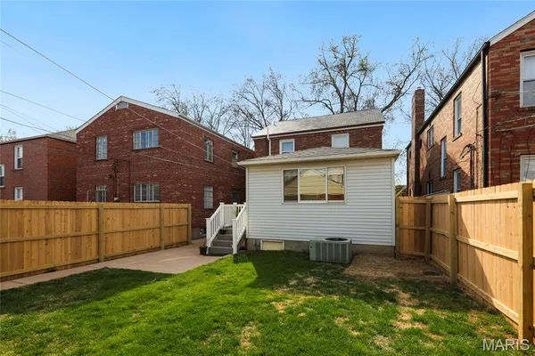 $379,000 | 6635 Devonshire Avenue, St. Louis, MO 63109