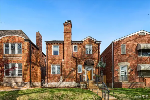 $379,000 | 6635 Devonshire Avenue, St. Louis, MO 63109