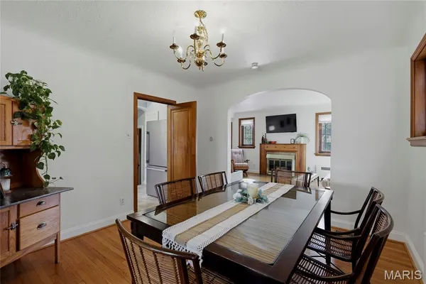 $379,000 | 6635 Devonshire Avenue, St. Louis, MO 63109