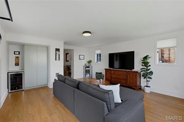 $379,000 | 6635 Devonshire Avenue, St. Louis, MO 63109