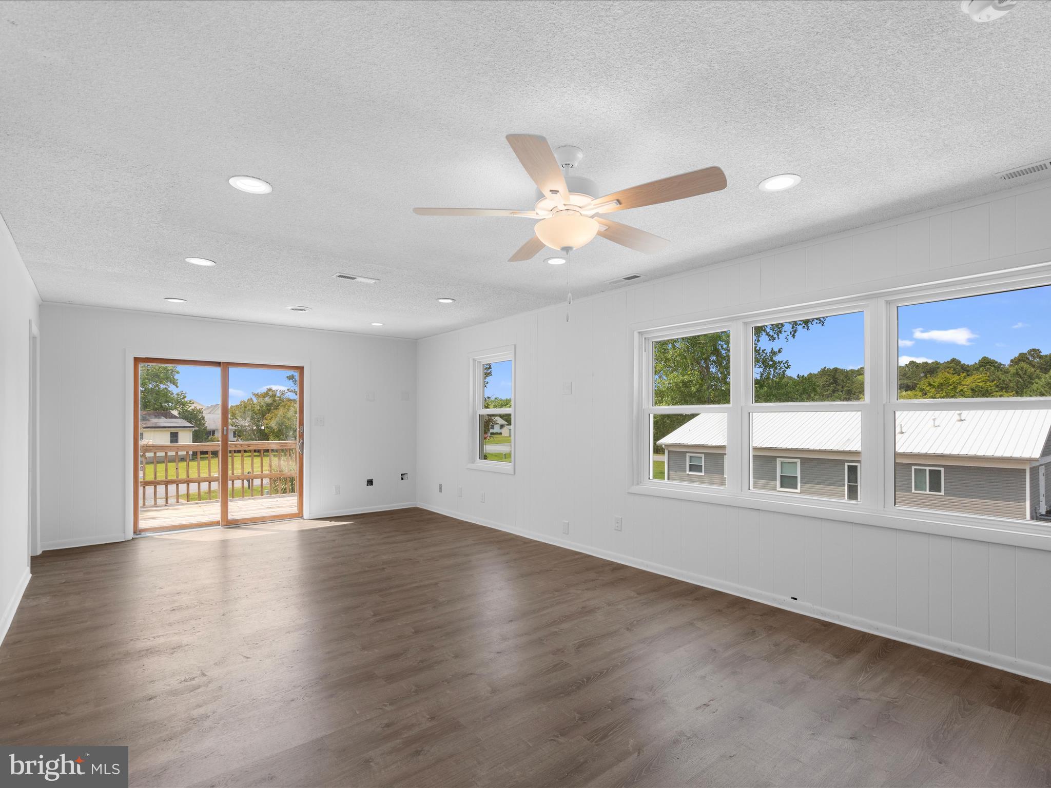 10334 Tudor Road Ocean City, MD 21842 - Photo 10 of 36 New Lighting Fixtures