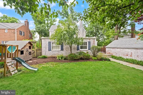 $1,115,000 | 4843 Arlington Boulevard, Arlington, VA 22203