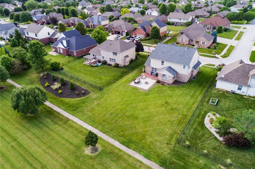 1601 Connemara Road Indianapolis, IN 46217 - Photo 32 of 33 Gallery Image 32