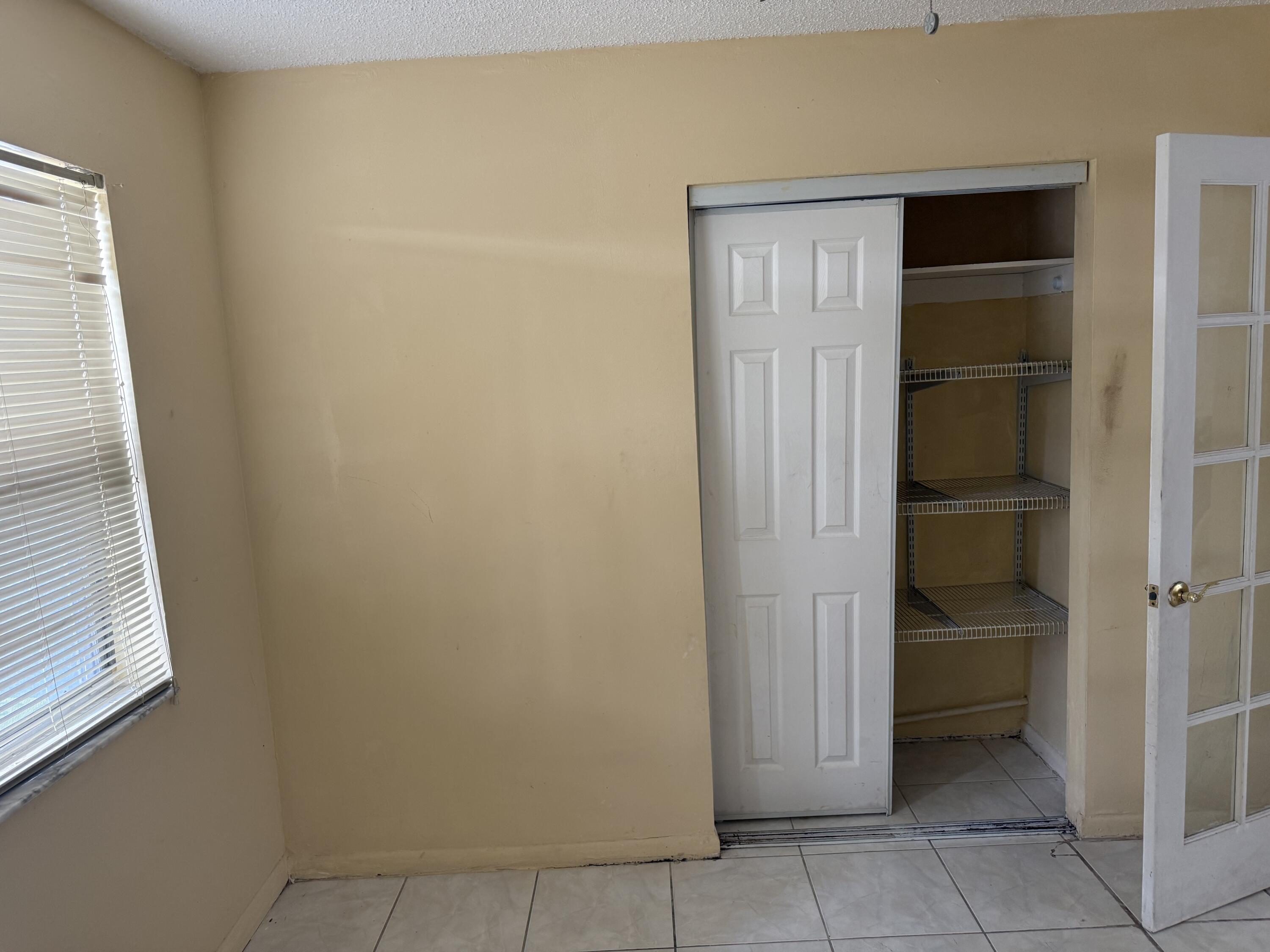 1676 West 10th Street Riviera Beach, FL 33404 - Photo 3 of 13 IMG_0908