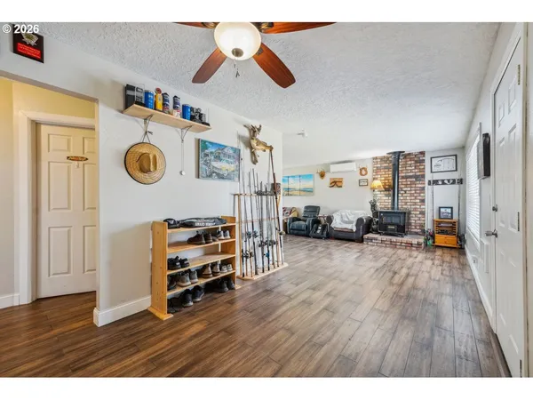 $356,900 | 3381 Nebraska Street, Longview, WA 98632