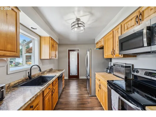 $356,900 | 3381 Nebraska Street, Longview, WA 98632