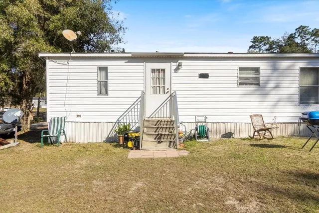 $325,000 | 3230 Southwest 189th Avenue, Dunnellon, FL 34432
