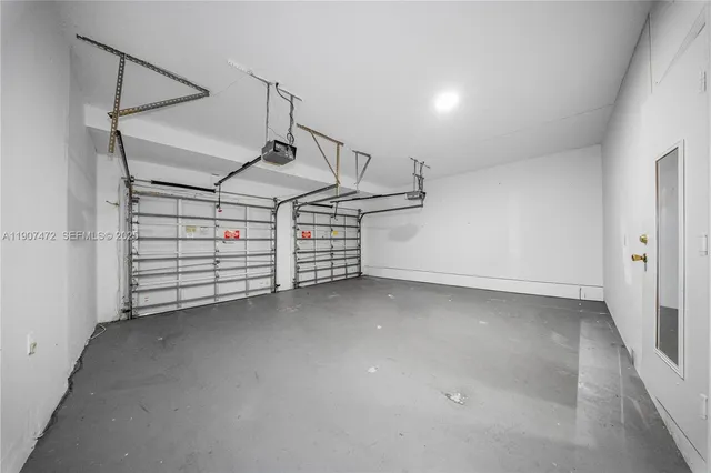 $4,000 | 13868 Southwest 38th Terrace, Miami, FL 33175