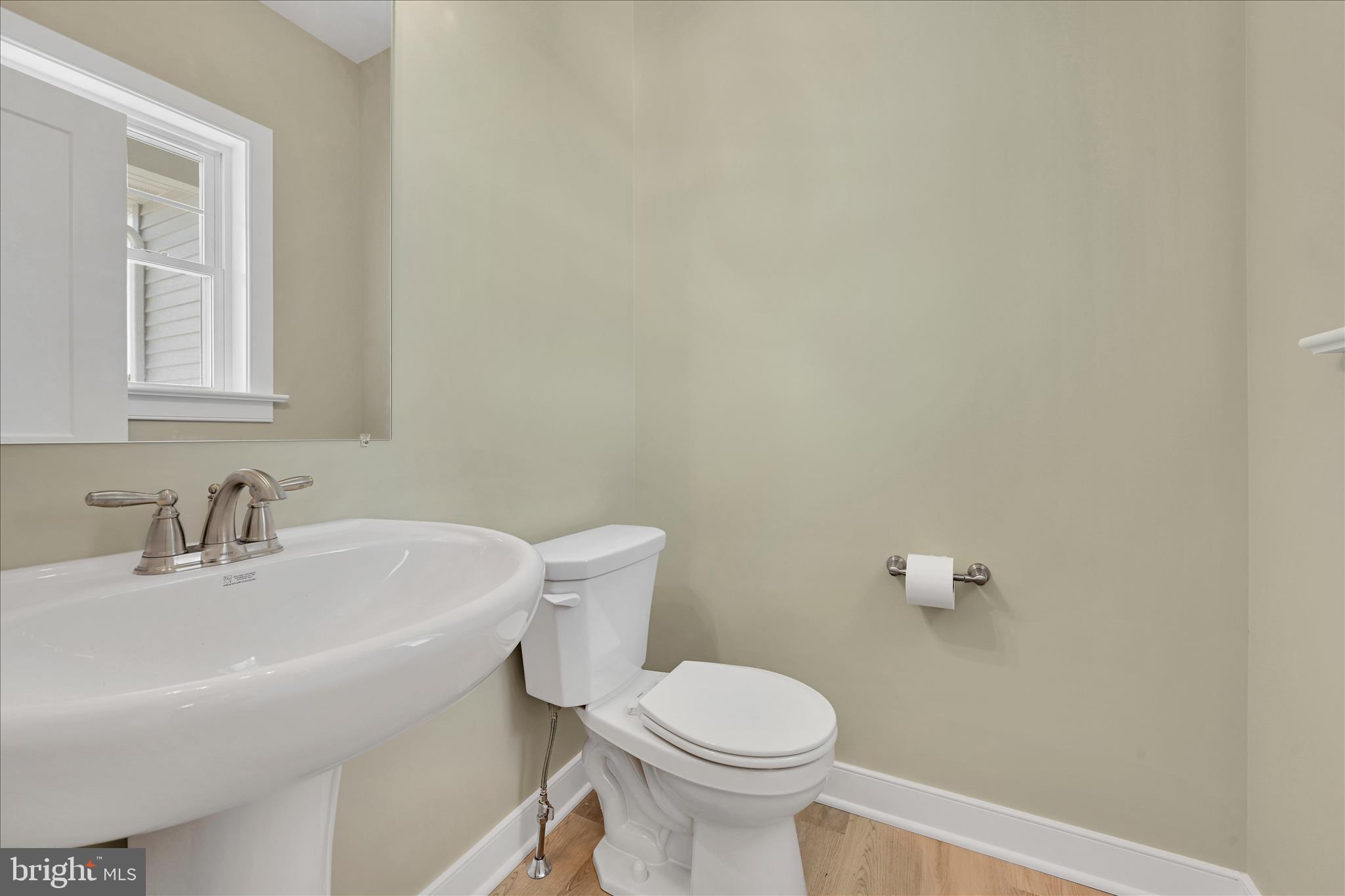 309 Ridgefield Drive Elizabethtown, PA 17022 - Photo 23 of 34 Powder Room