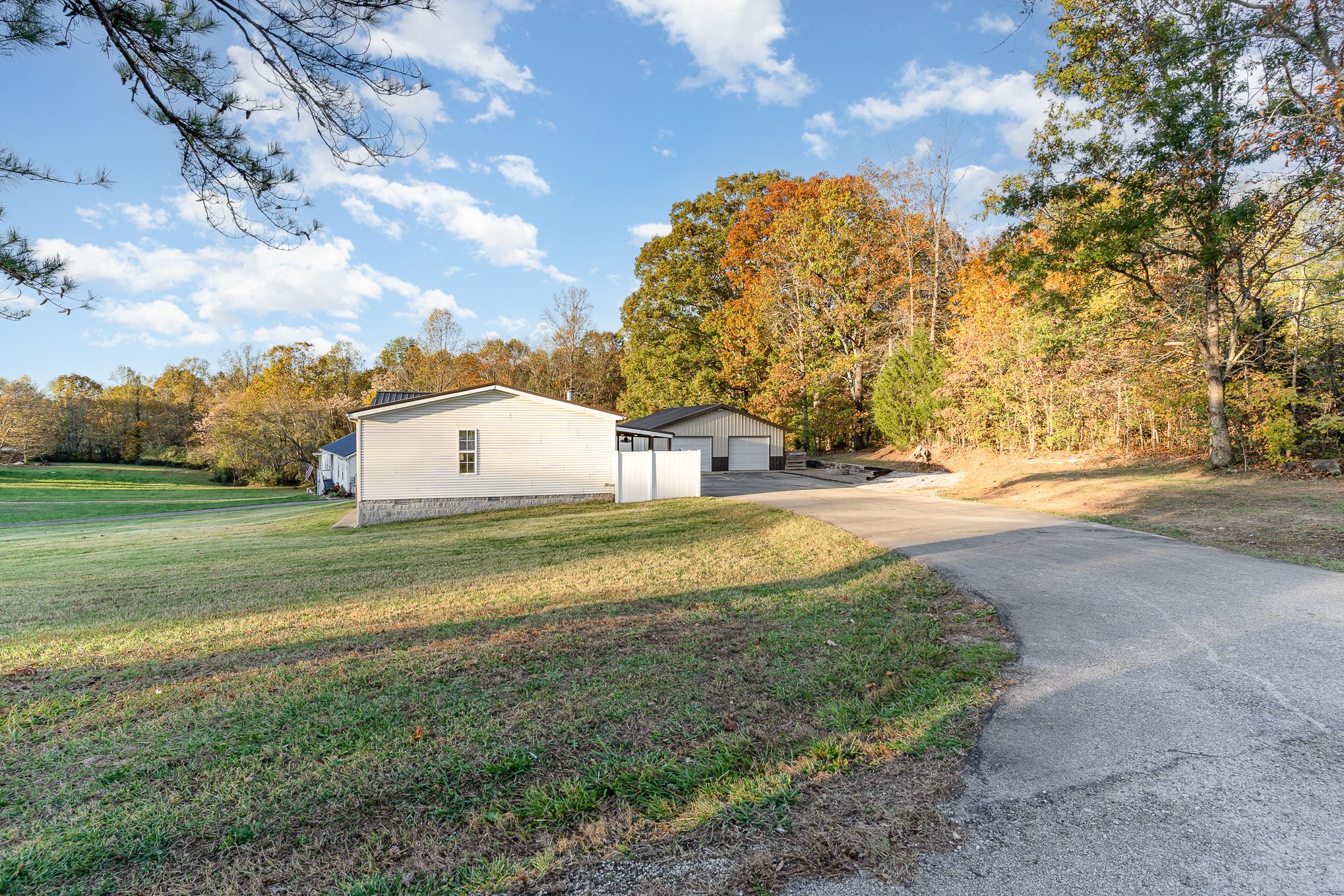 3394 R O Peach Road Columbia, TN 38401 - Photo 17 of 26