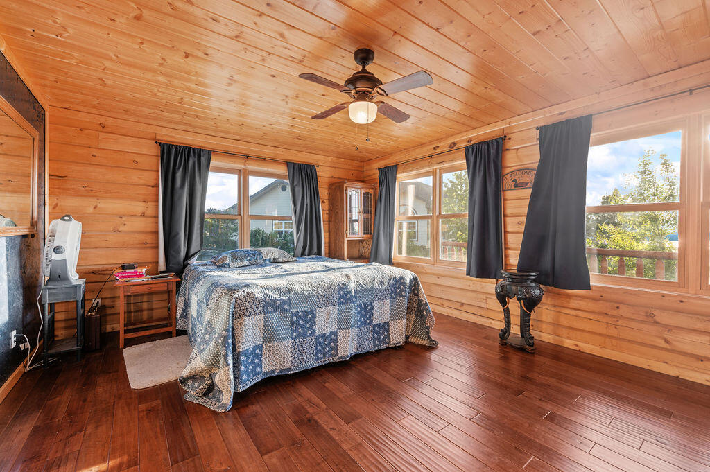 2957 Mark Court Chiloquin, OR 97624 - Photo 13 of 30