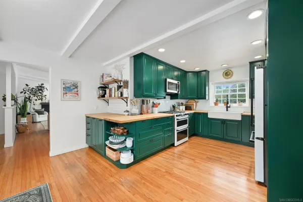 $1,250,000 | 5759 Calvin Way, San Diego, CA 92120