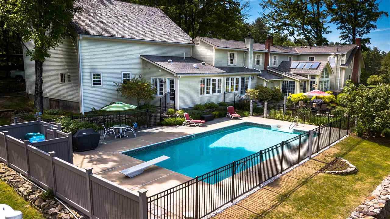 142 Canterbury Road Chichester, NH 03258 - Photo 2 of 40
