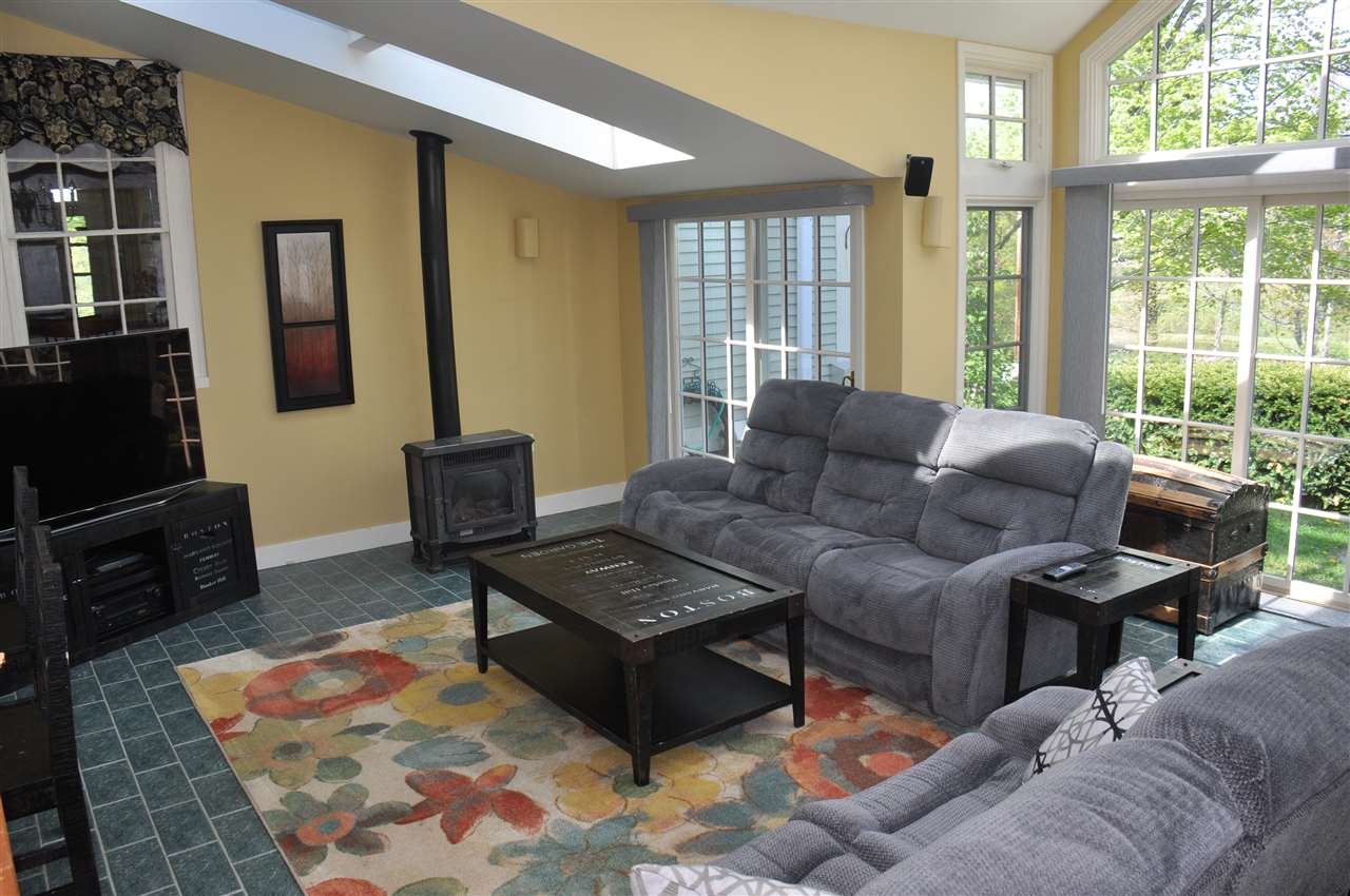 142 Canterbury Road Chichester, NH 03258 - Photo 23 of 40