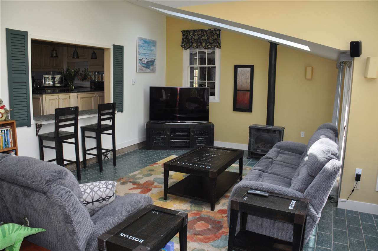 142 Canterbury Road Chichester, NH 03258 - Photo 24 of 40