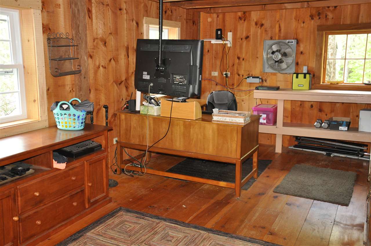 142 Canterbury Road Chichester, NH 03258 - Photo 37 of 40