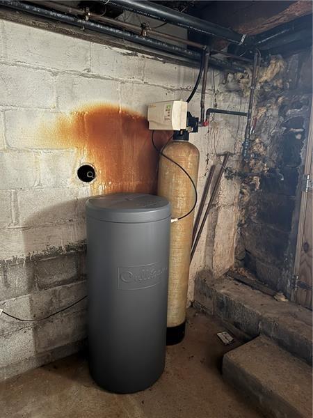 149 South Franklin Street Prospect, PA 16052 - Photo 21 of 25 a view of water heater room