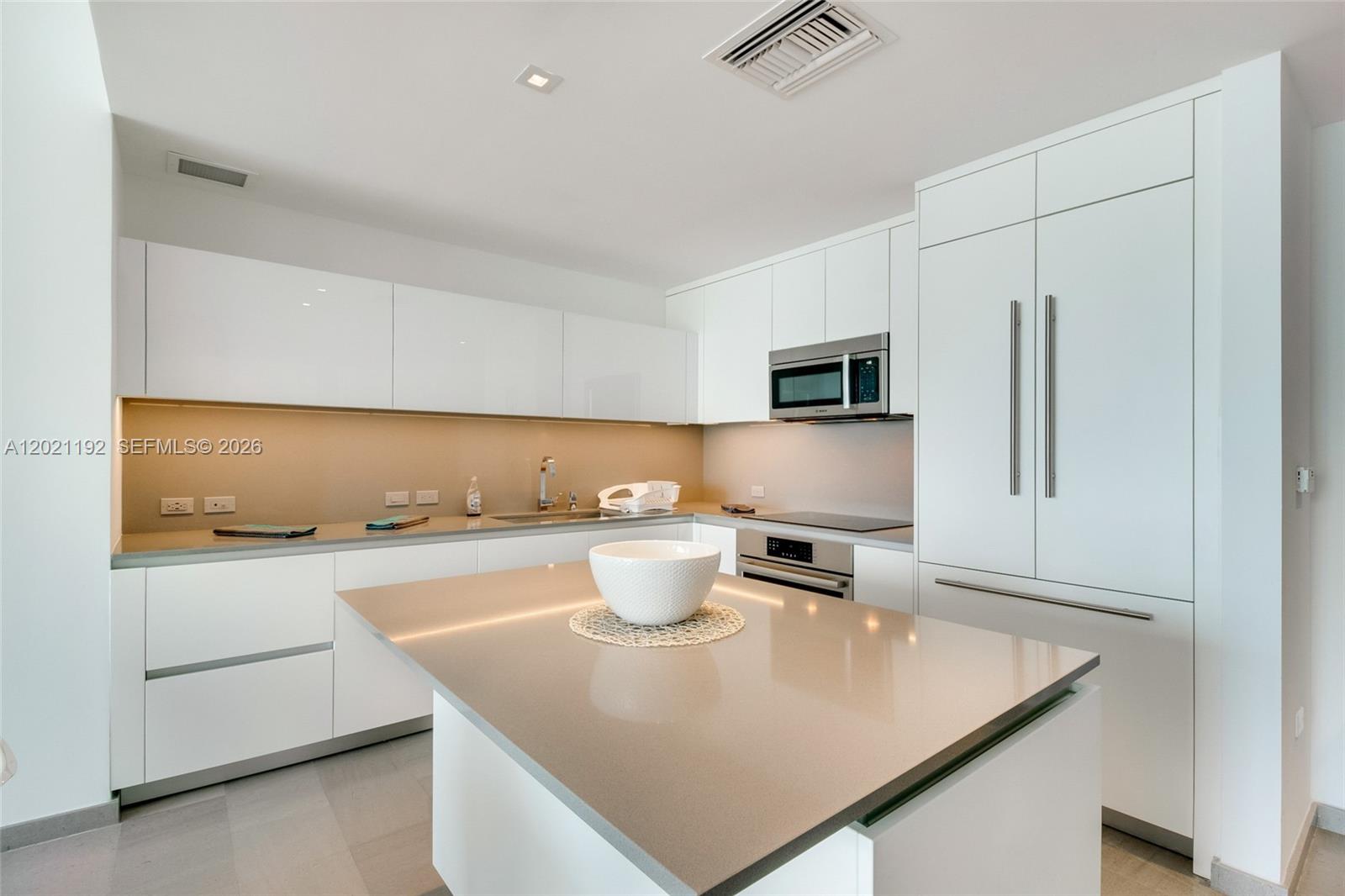 88 Southwest 7th Street, Unit 1905 Miami, FL 33130 - Photo 3 of 16