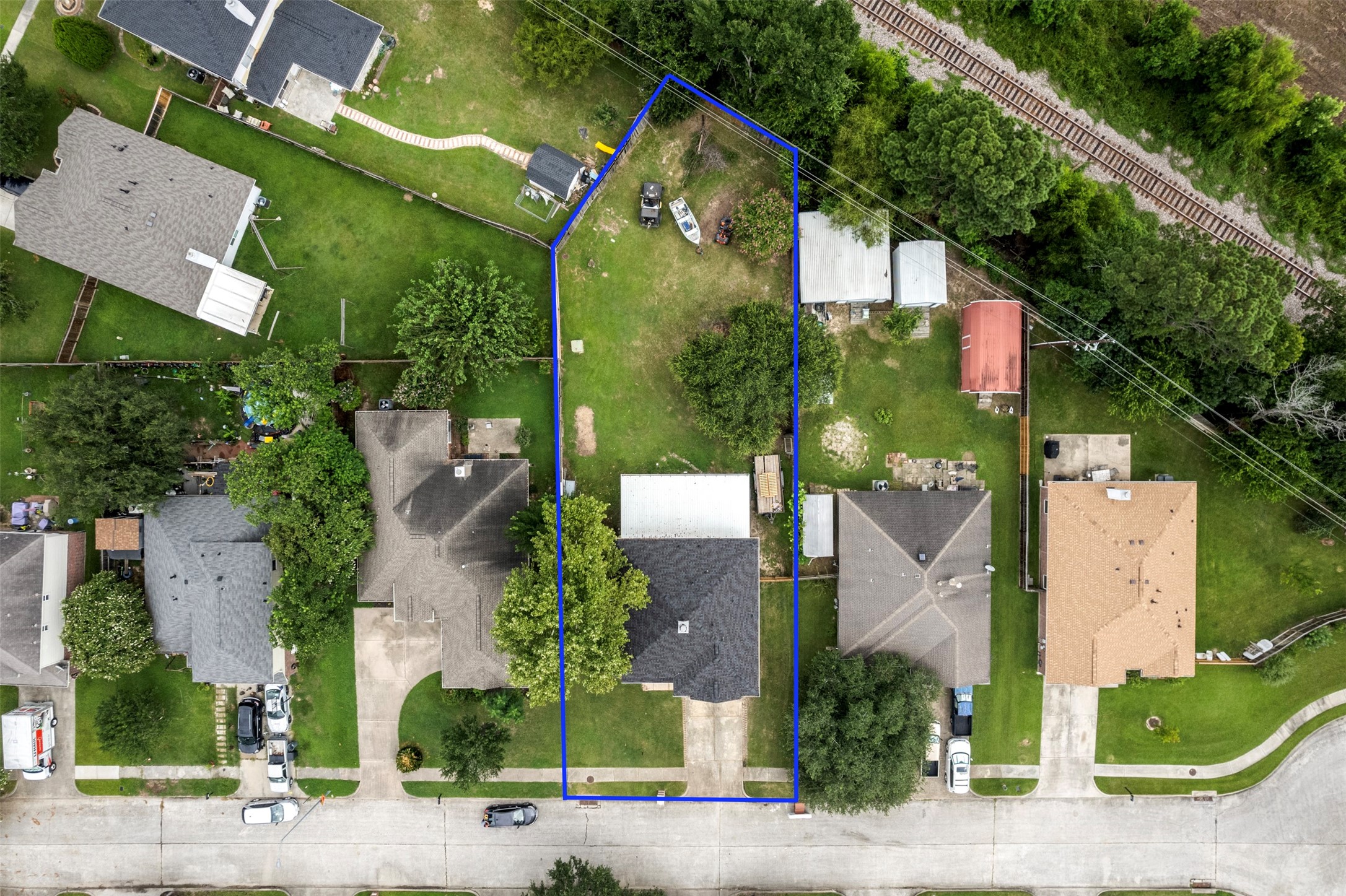 3722 Oaklace Drive Spring, TX 77389 - Photo 23 of 25 Bird’s-eye view of the property and nearby homes.