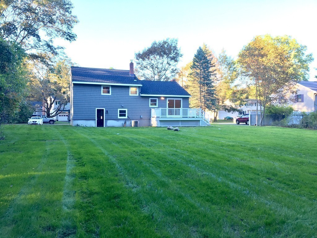 5 Caulfield Road Wayland, MA 01778 - Photo 2 of 16 Gallery Image 2