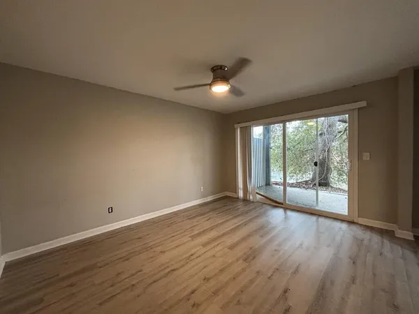 $1,975 | 8483 Yadkin Circle, Unit D, North Charleston, SC 29406