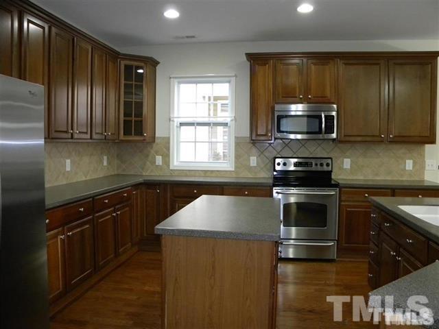 237 Grenoch Valley Lane Apex, NC 27539 - Photo 2 of 17 Photo #2