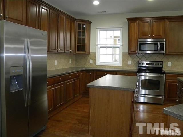 237 Grenoch Valley Lane Apex, NC 27539 - Photo 4 of 17 Photo #4