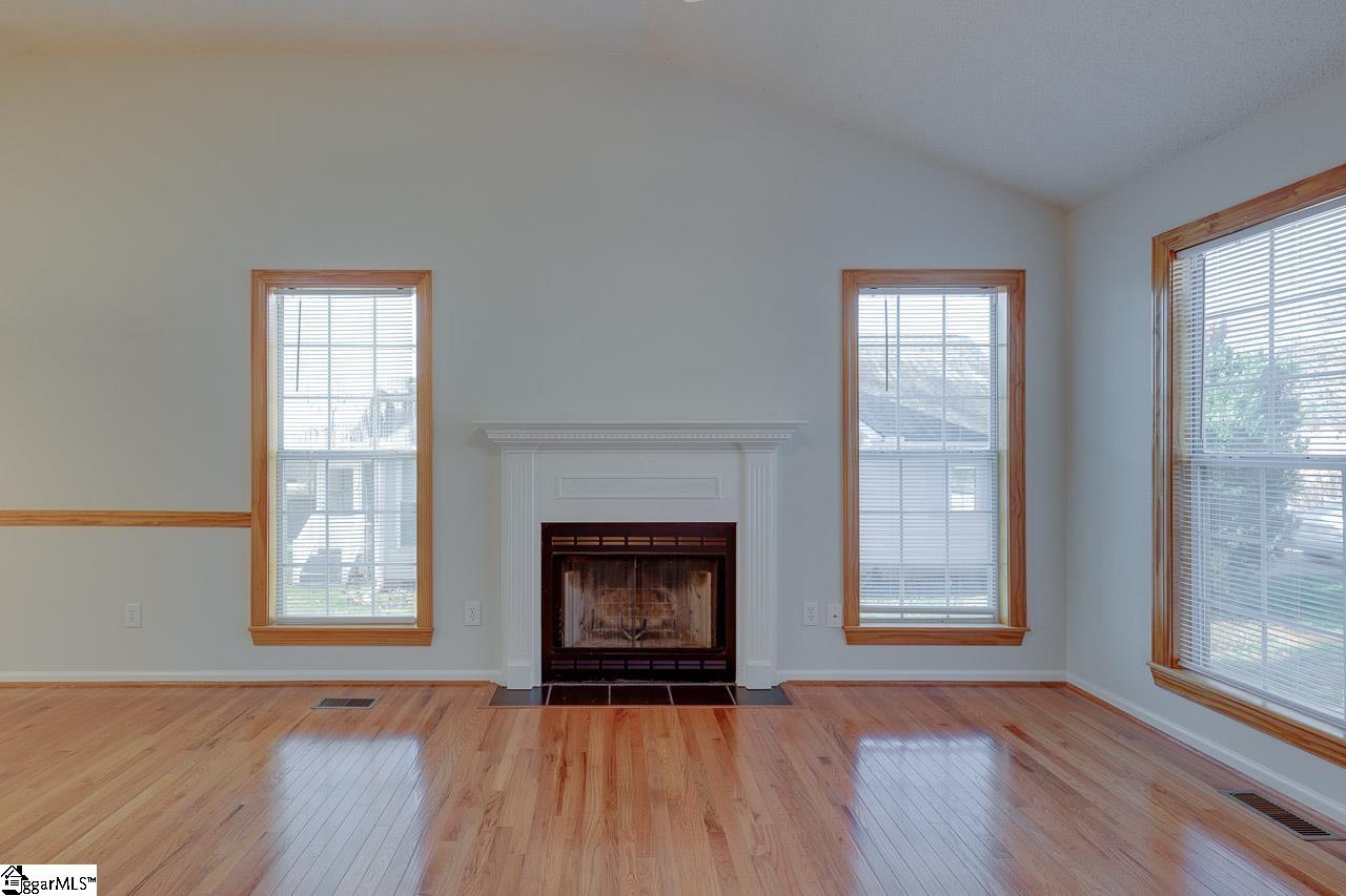 402 Jacqueline Road Piedmont, SC 29673 - Photo 3 of 20