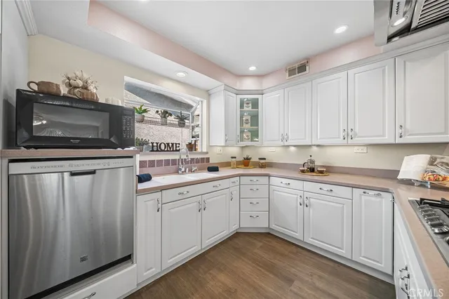 $1,195,000 | 1024 East Tularosa Avenue, Orange, CA 92866