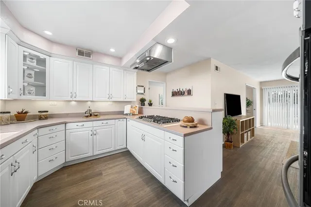 $1,195,000 | 1024 East Tularosa Avenue, Orange, CA 92866