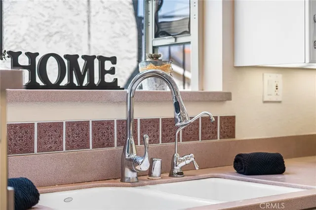 $1,195,000 | 1024 East Tularosa Avenue, Orange, CA 92866