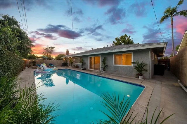 $1,195,000 | 1024 East Tularosa Avenue, Orange, CA 92866