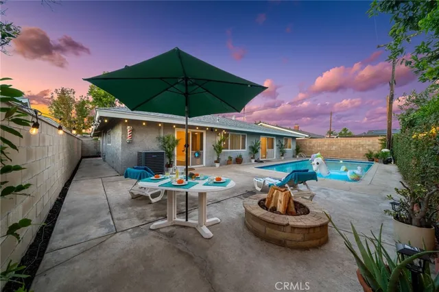 $1,195,000 | 1024 East Tularosa Avenue, Orange, CA 92866