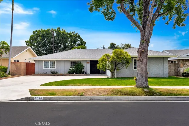 $1,195,000 | 1024 East Tularosa Avenue, Orange, CA 92866