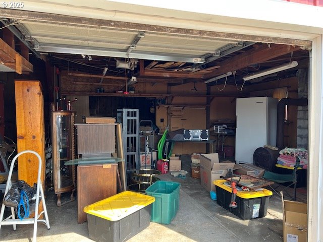 95 South 17th Avenue Elgin, OR 97827 - Photo 23 of 25 Garage