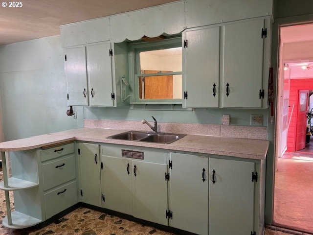 95 South 17th Avenue Elgin, OR 97827 - Photo 6 of 25 Kitchen