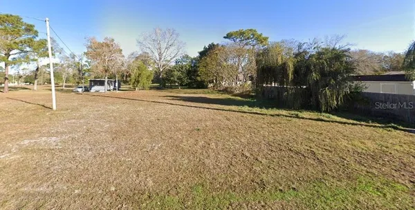 a view of outdoor space with city view