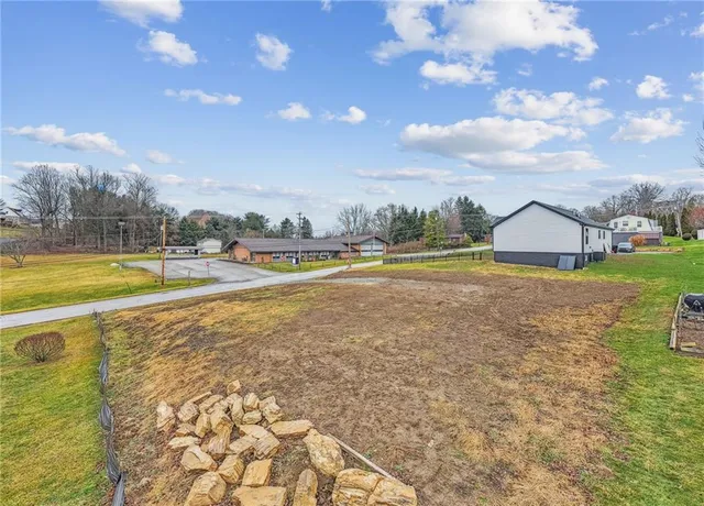 $39,000 | 3 McLaughlin Drive, Greensburg, PA 15601