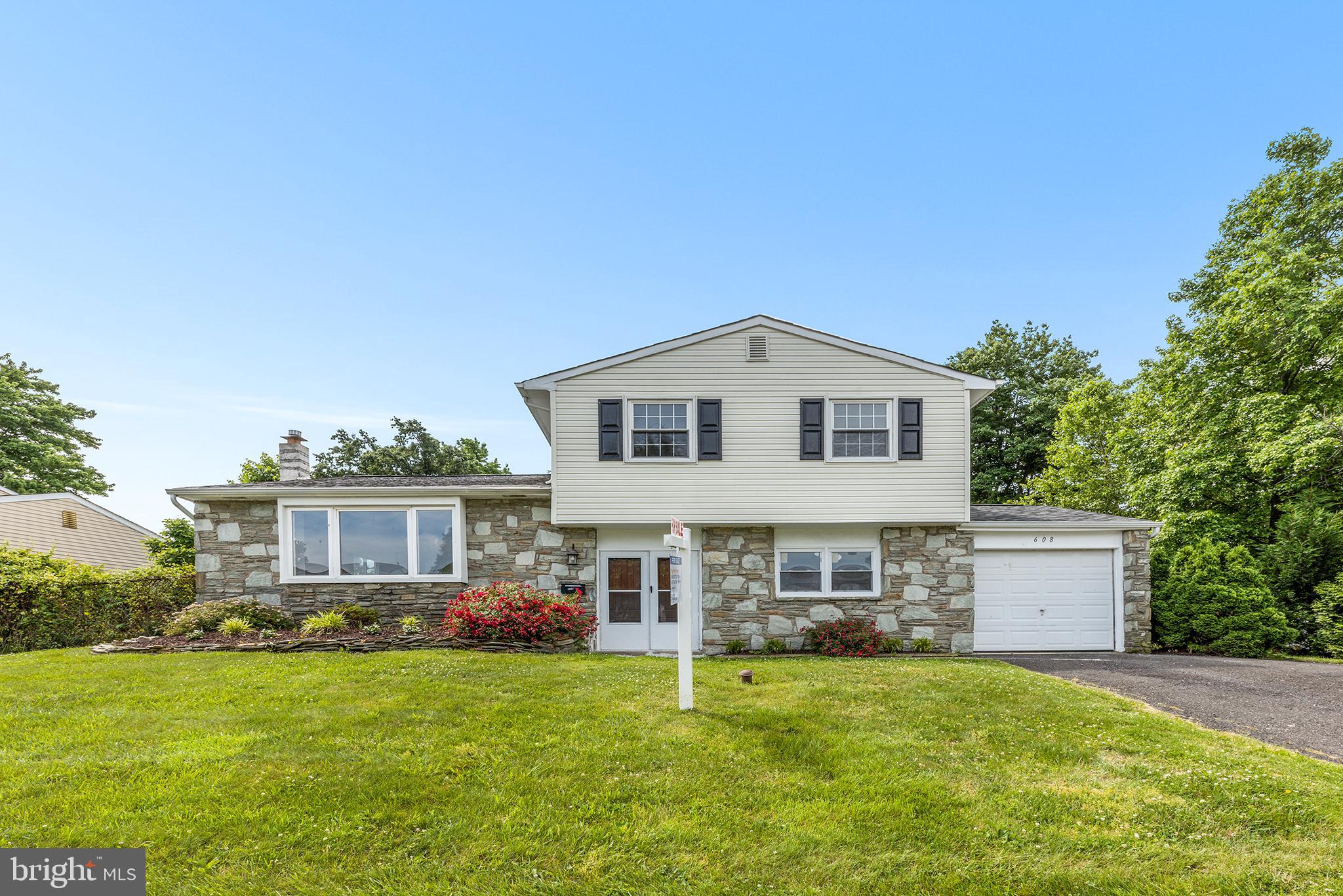 608 Warwick Road Fairless Hills, PA 19030 - Photo 2 of 37 Front