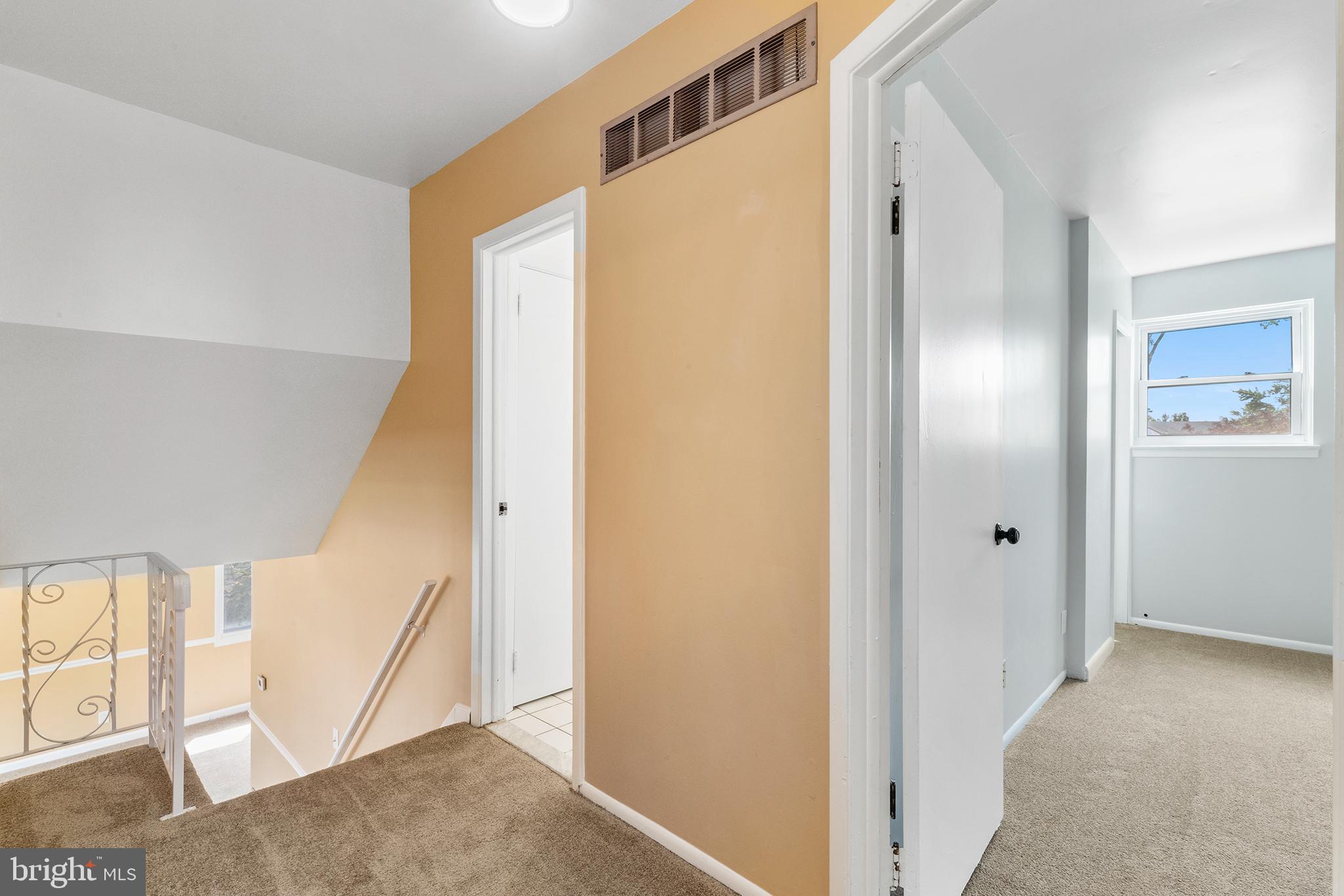 608 Warwick Road Fairless Hills, PA 19030 - Photo 30 of 37 Hallway