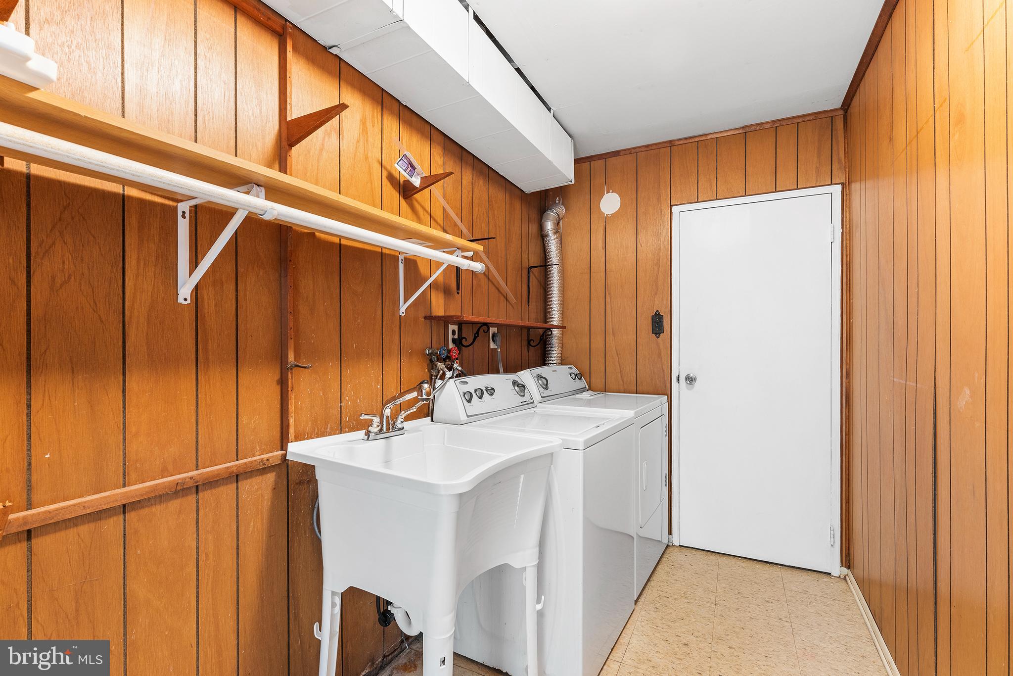 608 Warwick Road Fairless Hills, PA 19030 - Photo 7 of 37 Laundry Room