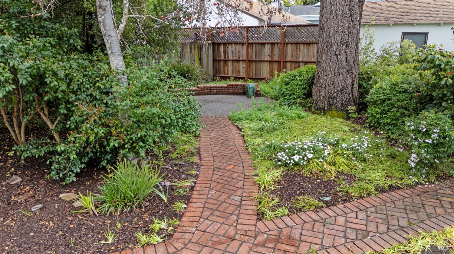 872 Carr Avenue Santa Rosa, CA 95404 - Photo 38 of 39