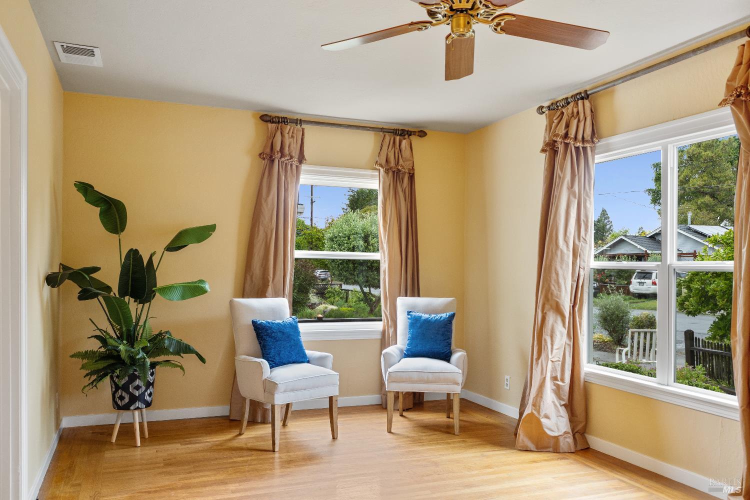 872 Carr Avenue Santa Rosa, CA 95404 - Photo 7 of 39