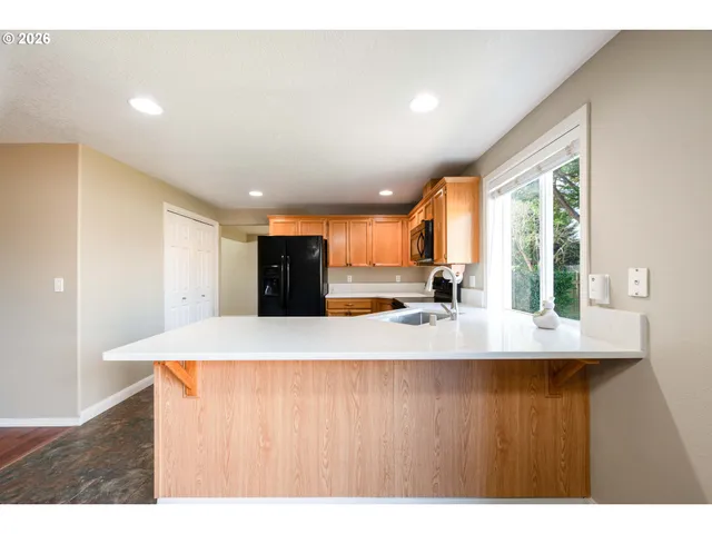 $526,000 | 17302 Northeast 2nd Loop, Vancouver, WA 98684