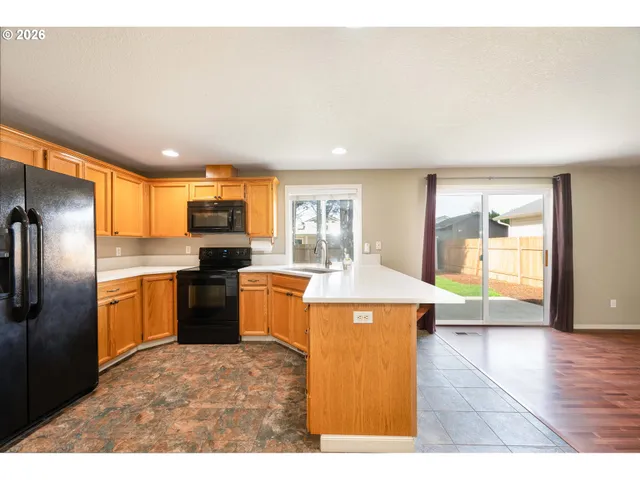 $526,000 | 17302 Northeast 2nd Loop, Vancouver, WA 98684